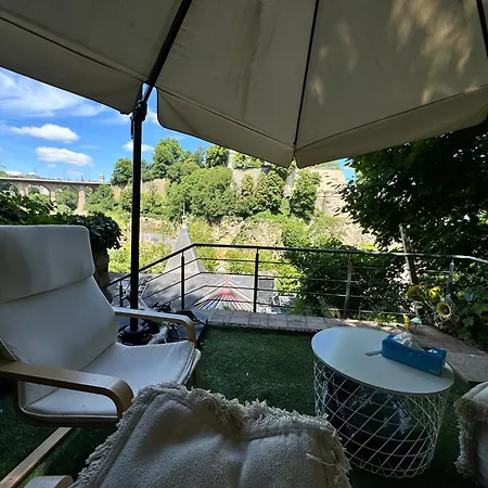 게스트하우스 Historic Town Luxe And Epic View