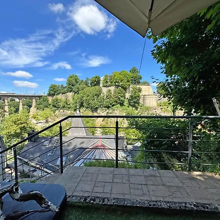 Historic Town Luxe And Epic View 4*