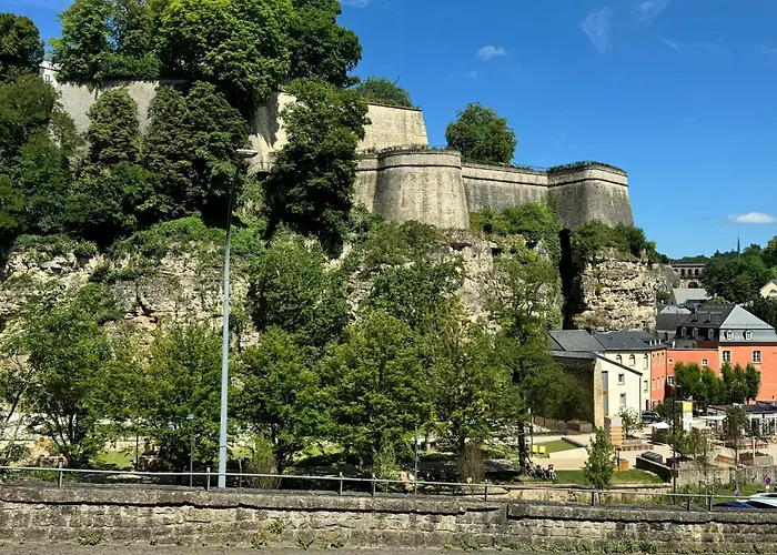 Historic Town Luxe And Epic View Maison d'hôtes