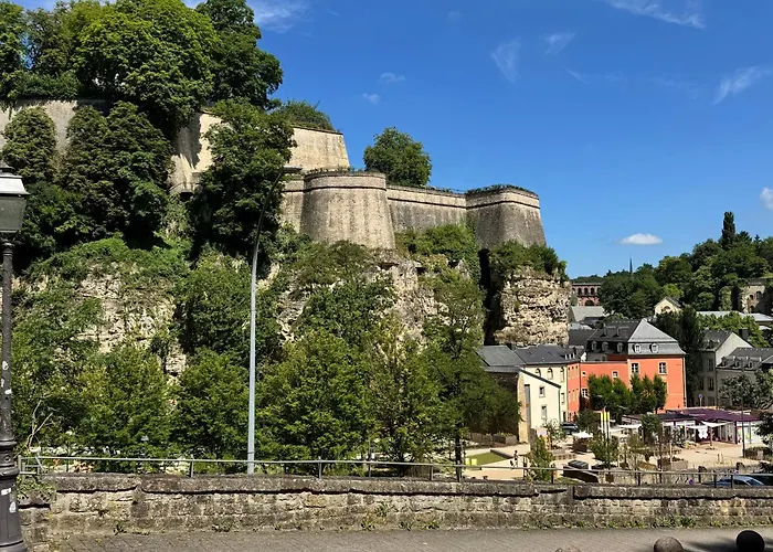 Historic Town Luxe And Epic View