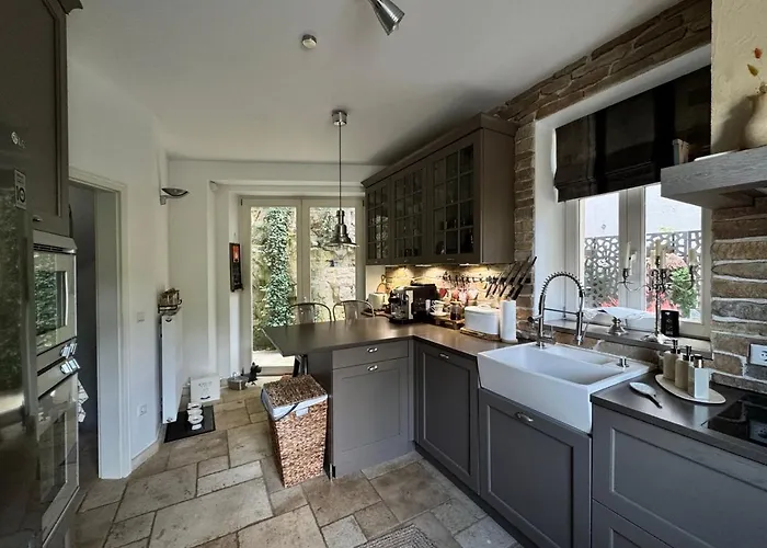 Historic Town Luxe And Epic View 4*