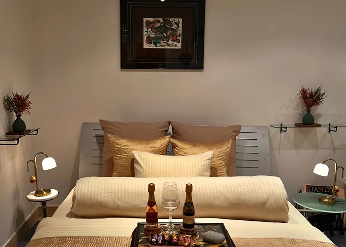 Historic Town Luxe And Epic View Pensjonat Luksemburg